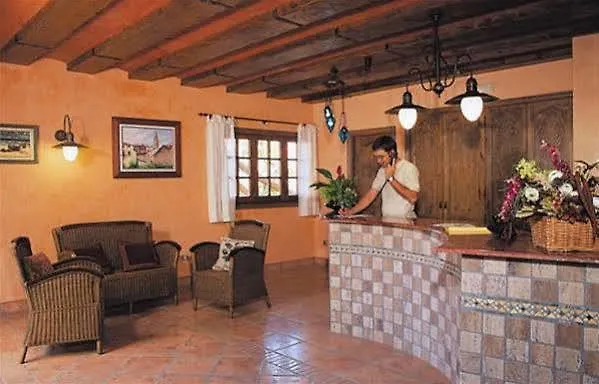 Hotel Restaurante La Masieta Creixell Spanje